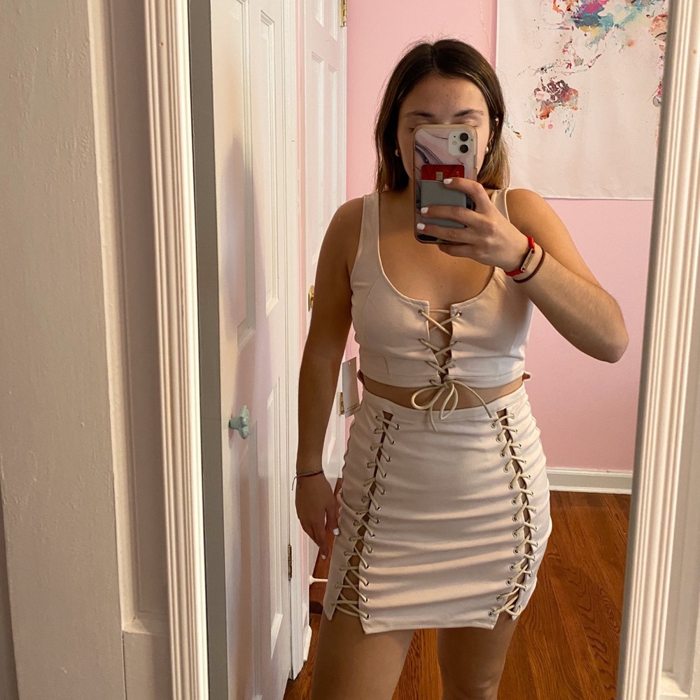TOBI Lace Up Front Dress